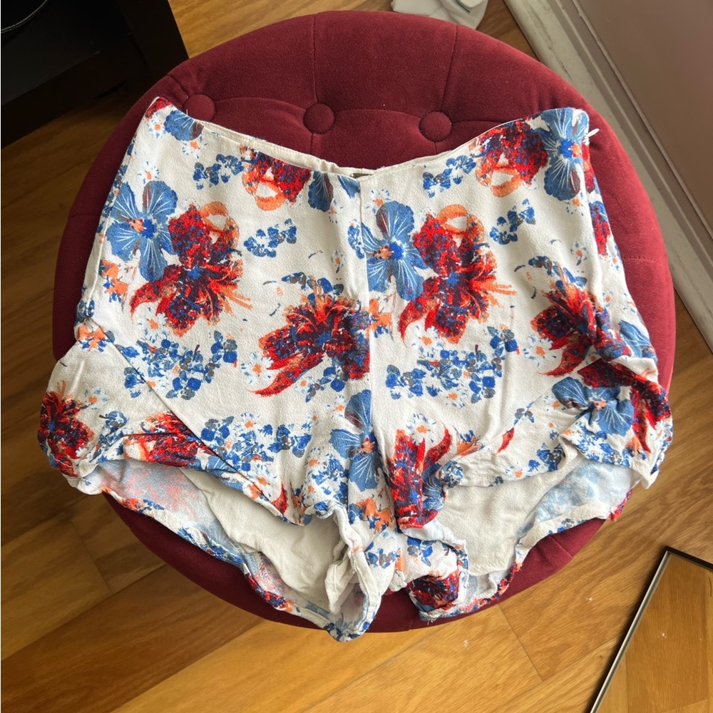 Free People shorts. Multicolor, floral. Size US 4